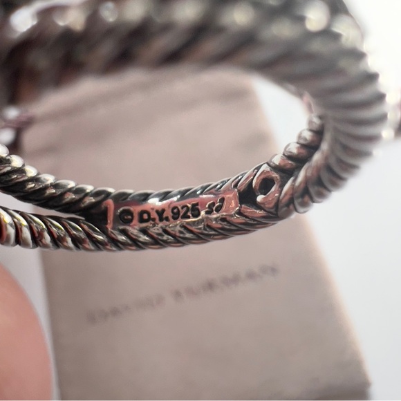 David Yurman Petite Albion Ring 7mm Blue Topaz in Size 5.5 - Picture 6 of 8